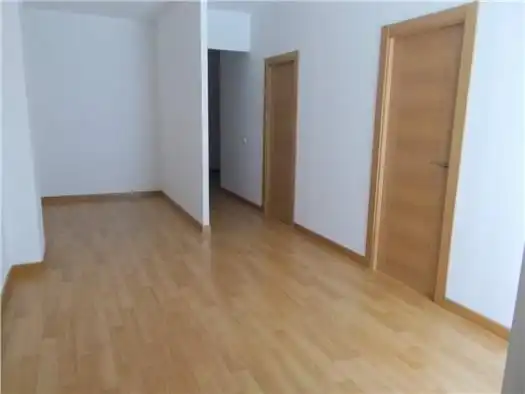 Geschaftsraum zur Miete in Calle Juan Bravo, Santa Marta de Tormes