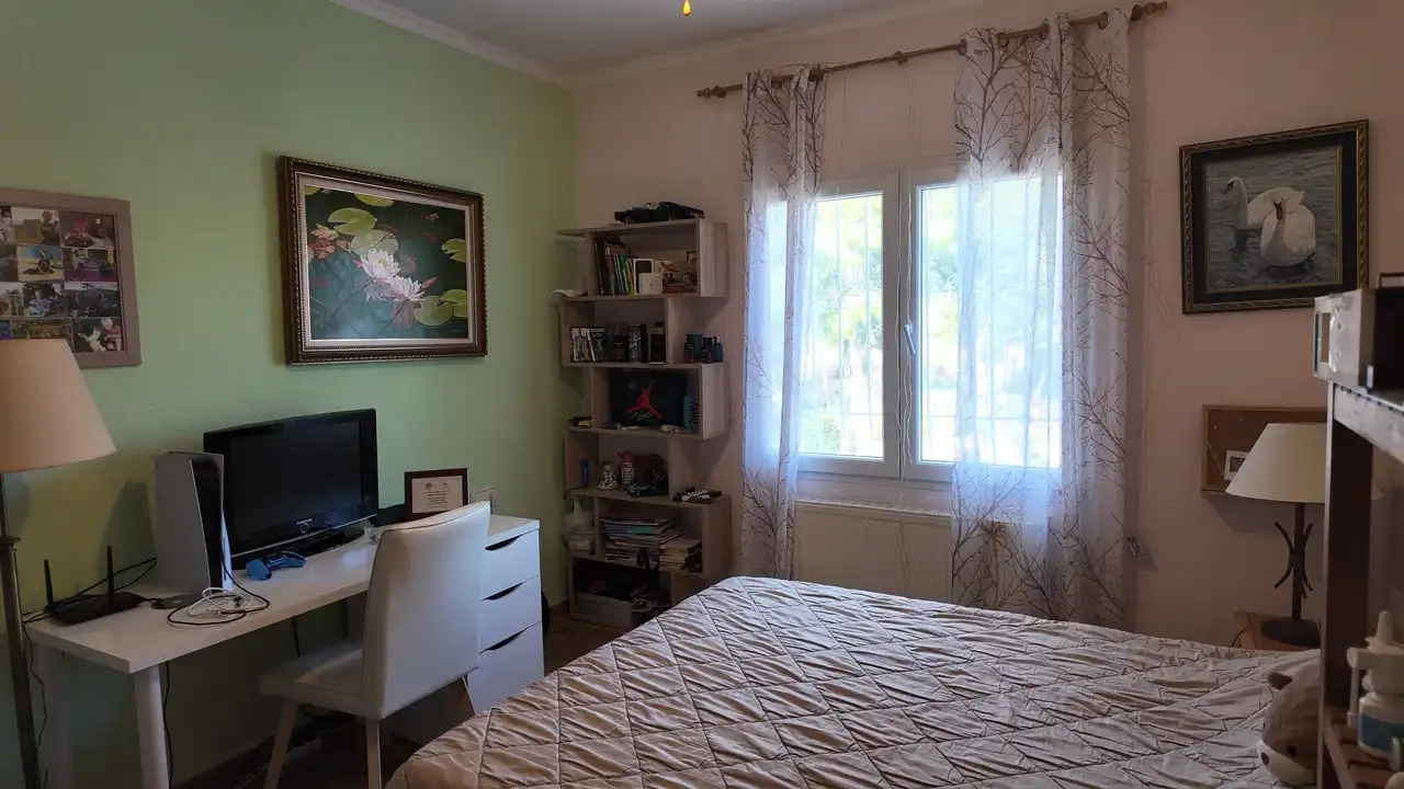 Habitación de Casa o chalet en venta en L'Alfàs del Pi con Aire acondicionado, Calefacción y Jardín privado