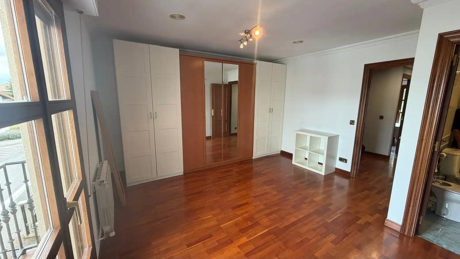 Habitación de Casa adosada en venta en Salvatierra / Agurain con Calefacción y Jardín privado