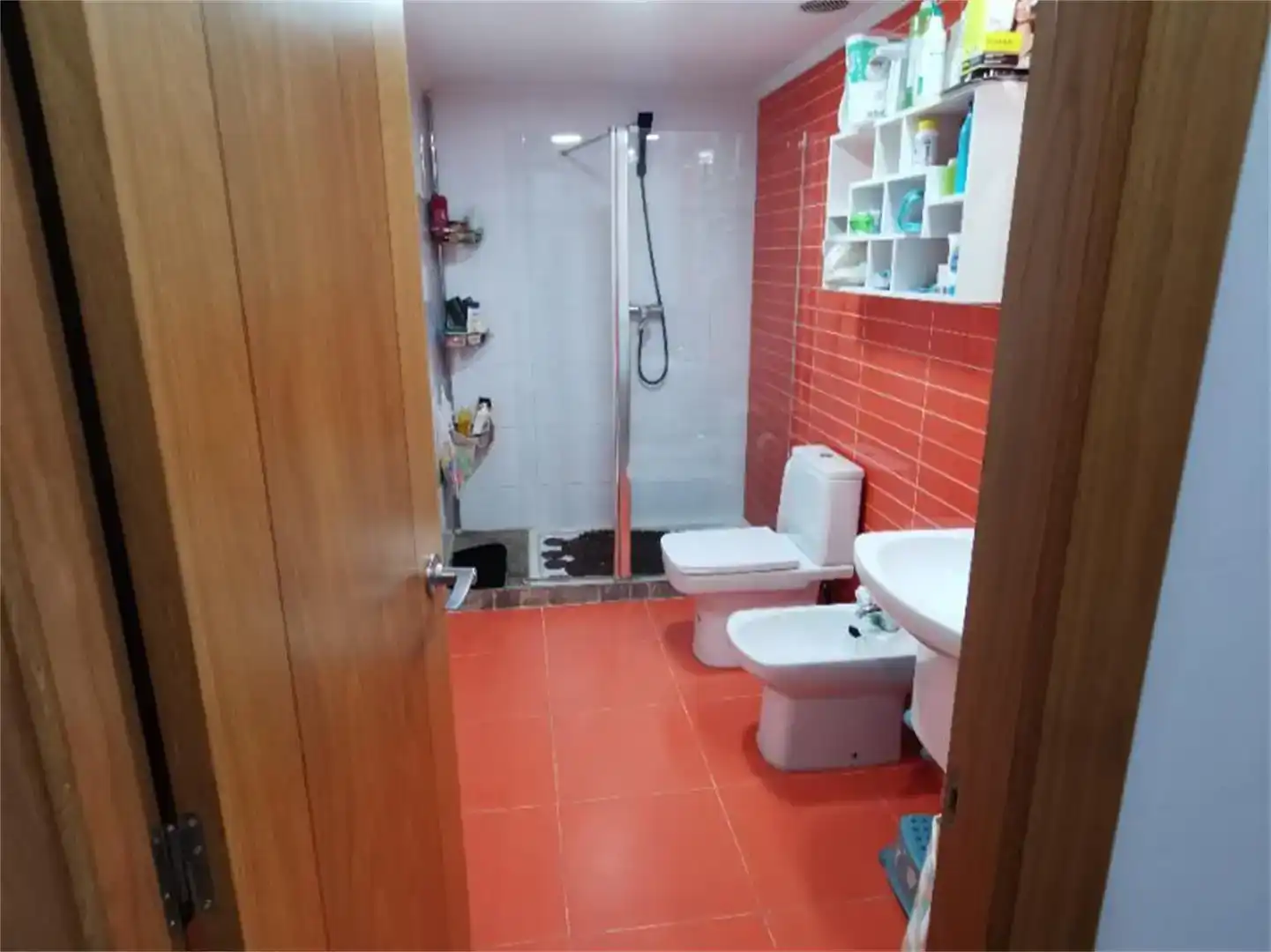 Badezimmer von Dachboden zum Verkauf in Alzira mit Klimaanlage