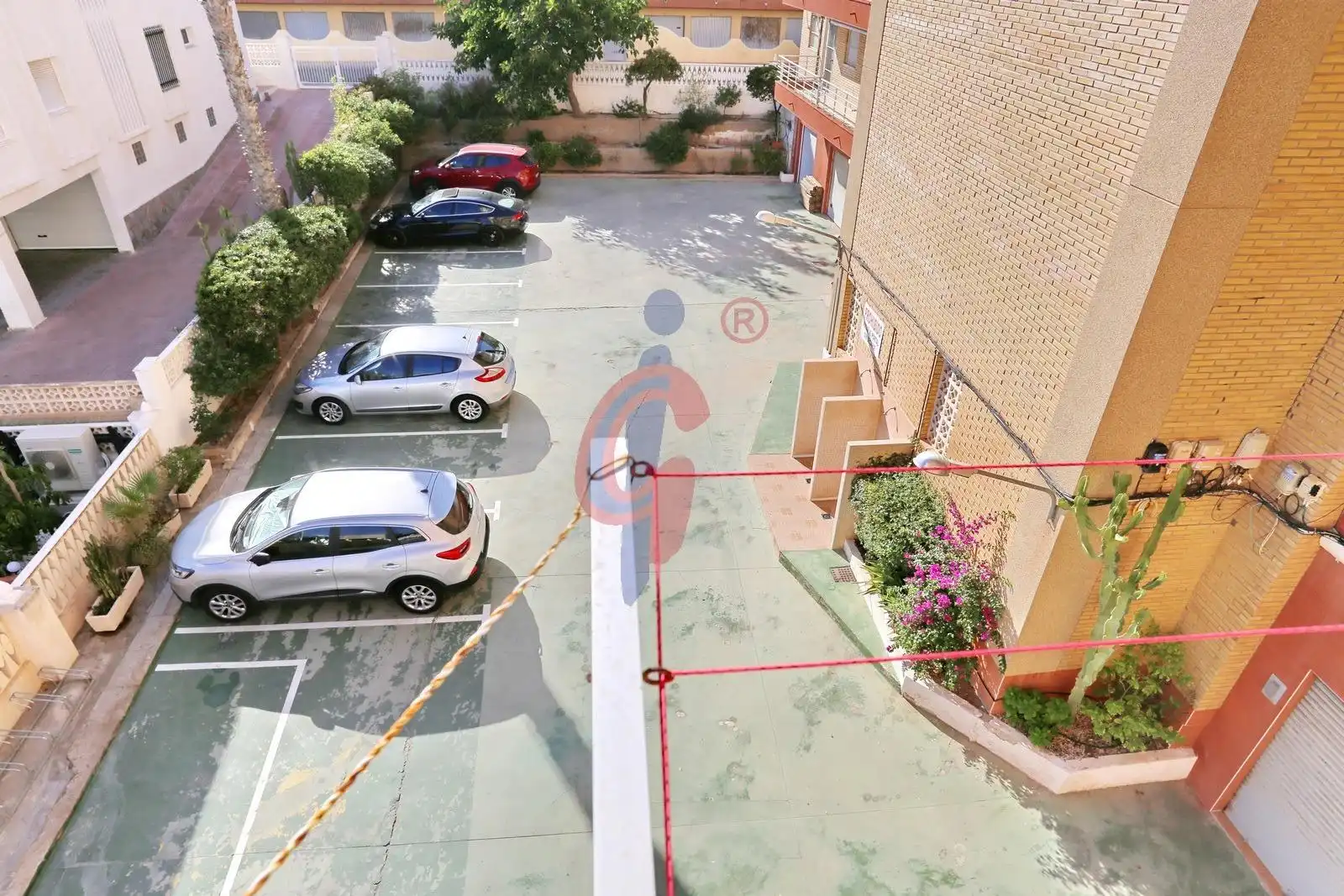 Parking de Apartamento en venta en Guardamar del Segura con Terraza y Balcón