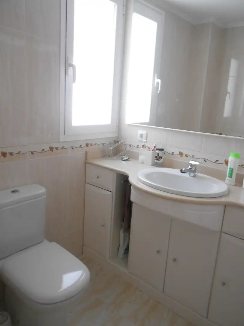 Baño de Piso de alquiler en  Logroño con Calefacción, Amueblado y Horno