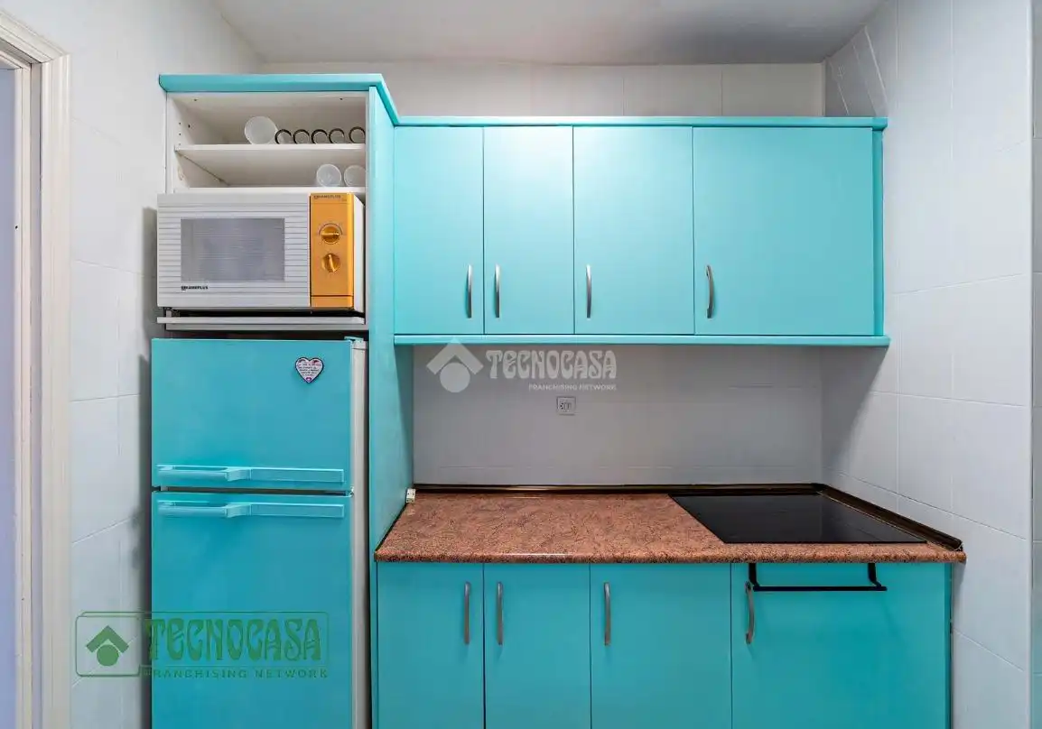 Kitchen of Flat for sale in Roquetas de Mar  with Terrace, Furnished and Alarm