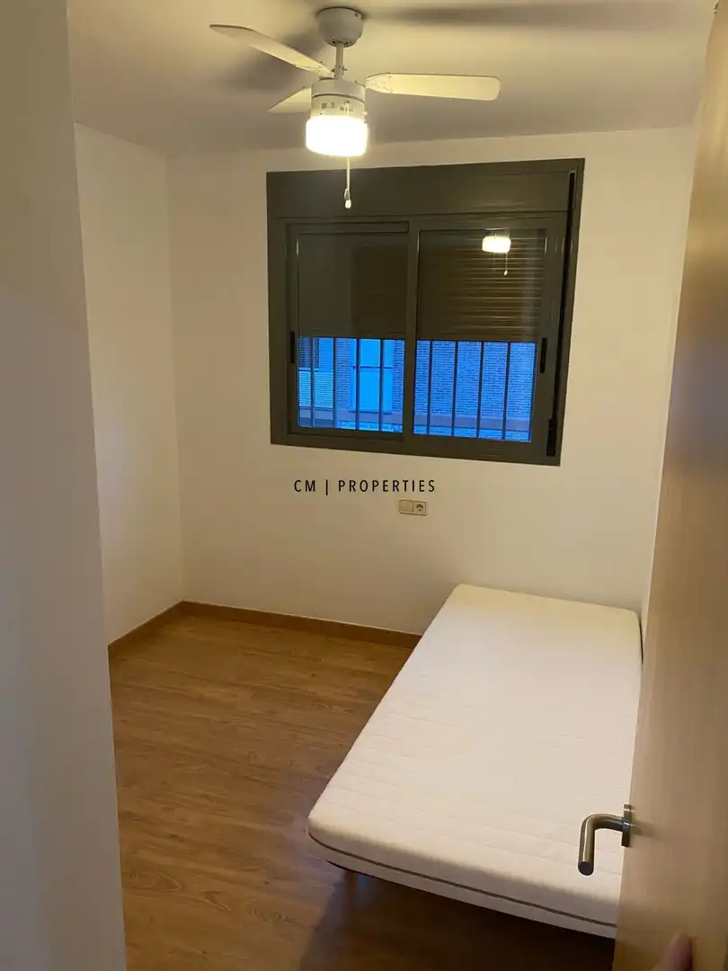 Bedroom of Flat for rent in Torrent  with Air Conditioner, Heating and Parquet flooring