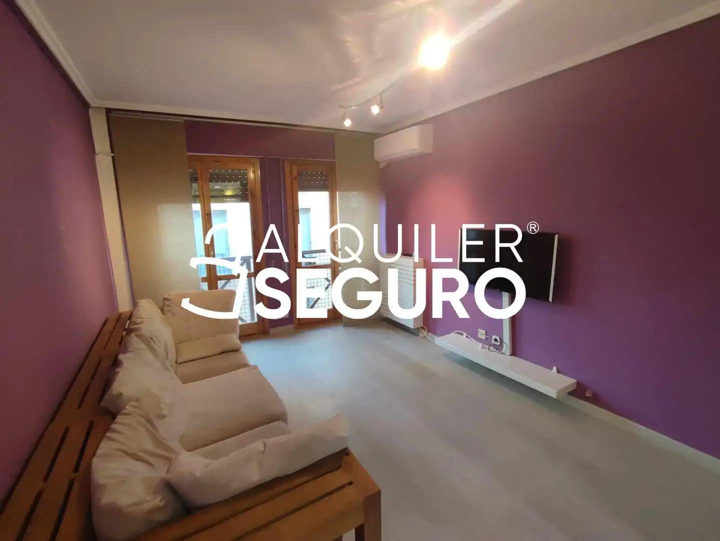 Sala de estar de Piso de alquiler en Zaragoza con Aire acondicionado, Calefacción y Amueblado