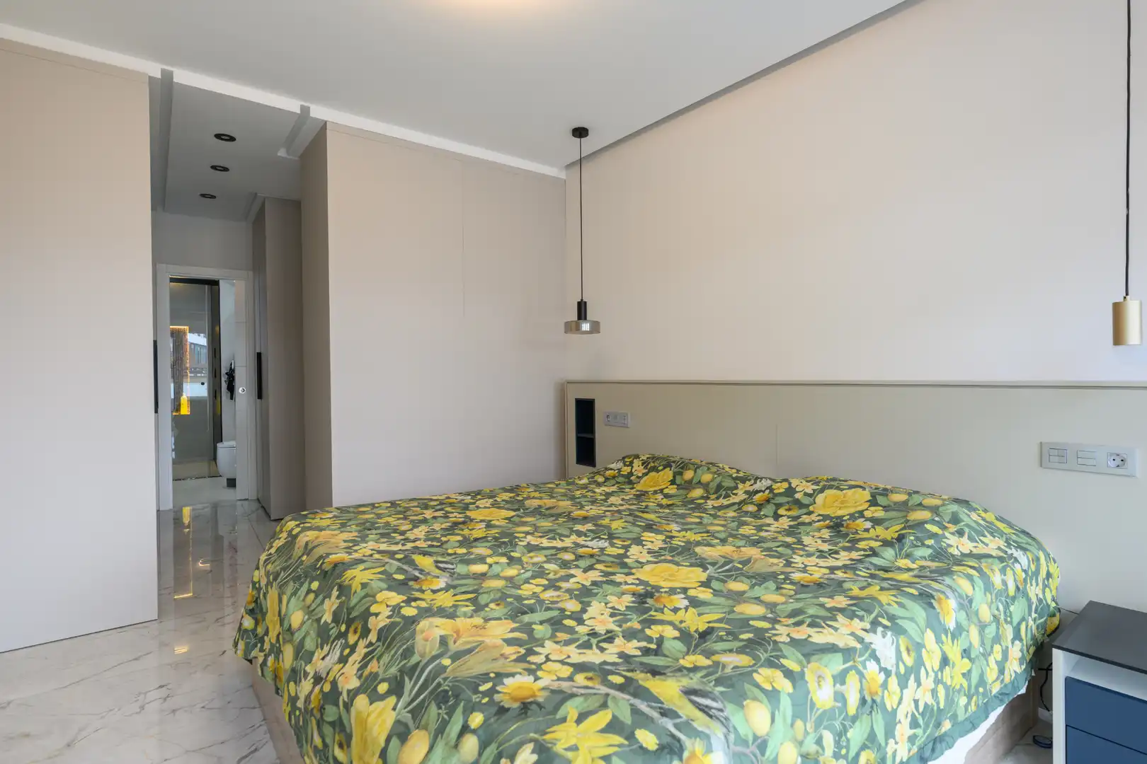 Schlafzimmer von Wohnung zum Verkauf in Las Palmas de Gran Canaria mit Möbliert