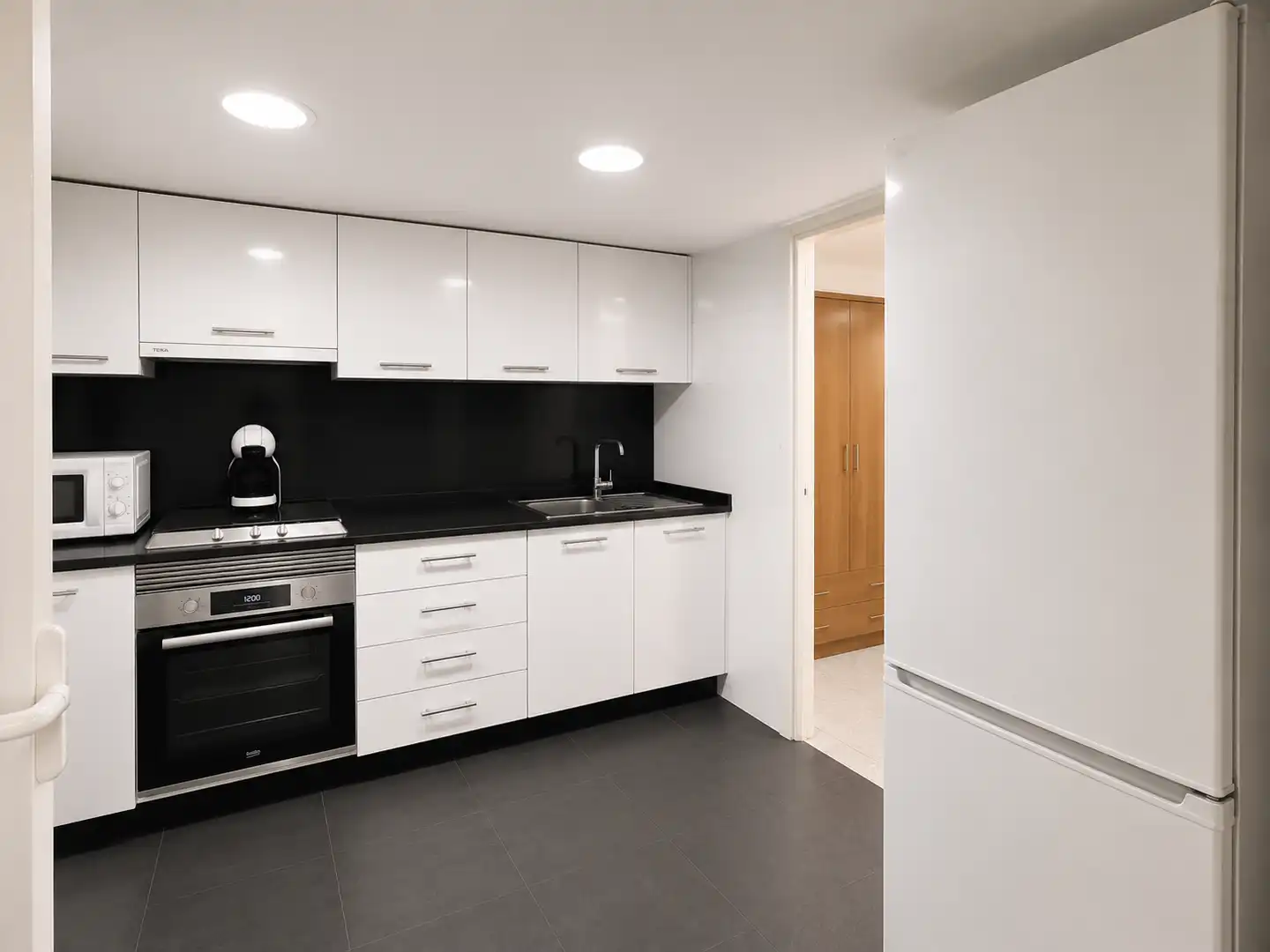 Küche von Maisonette zum Verkauf in Barcelona mit Möbliert