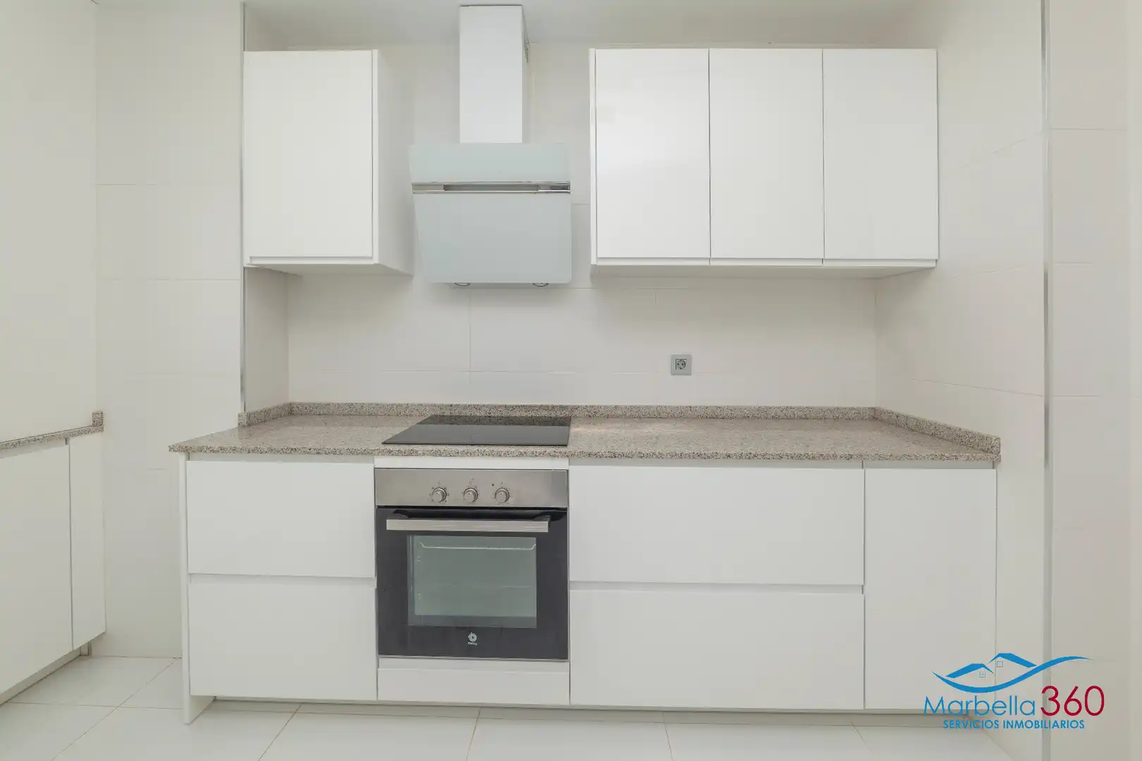 Wohnung zum Verkauf in Calle Nuestra Señora de Gracia, 14, Playa Bajadilla - Puertos