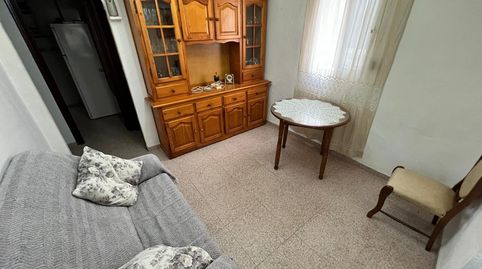 VENTA PISO PLANTA BAJA. CERCANA AL CENTRO