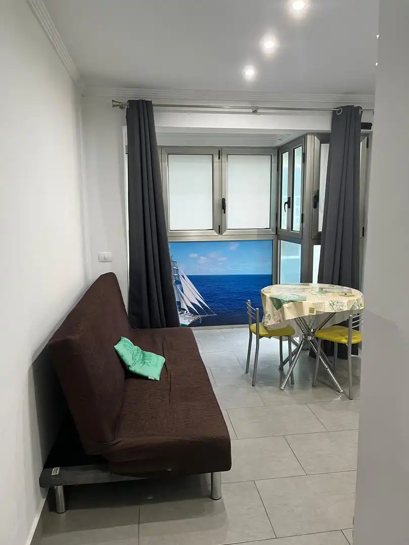 Apartamento de alquiler en Calle Hierro, Santa Catalina - Canteras