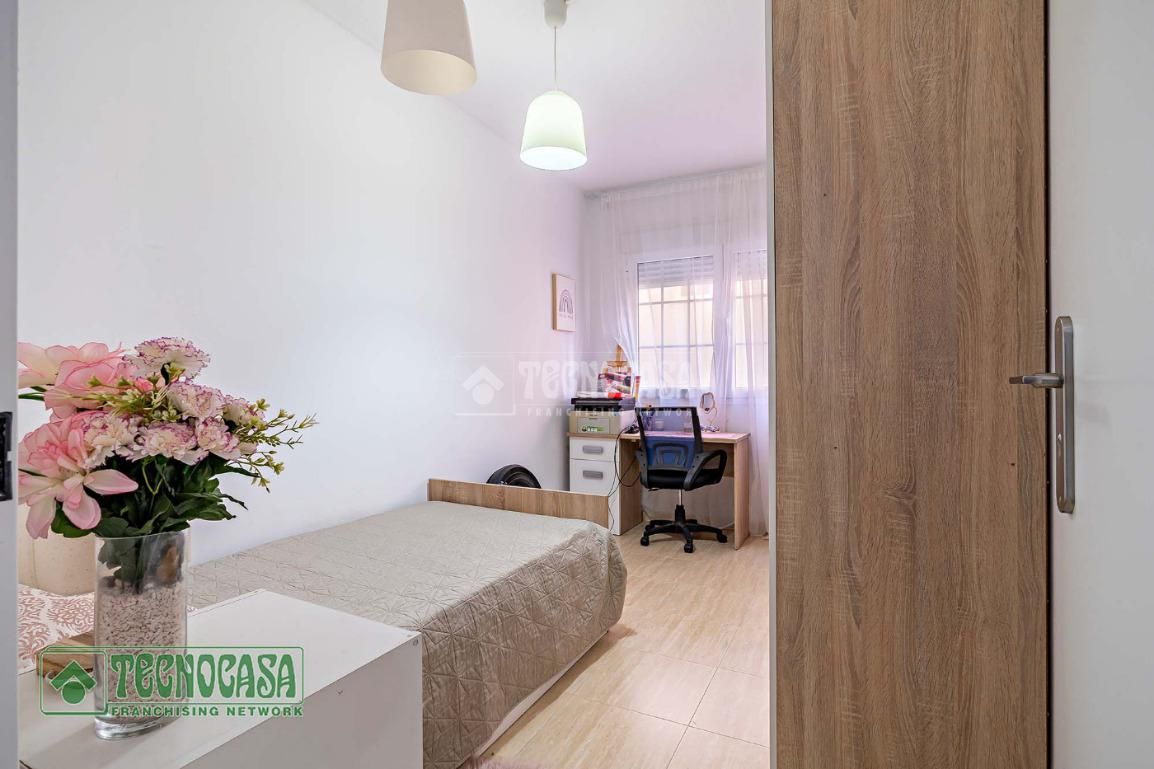 Dormitori de Pis en venda en Roquetas de Mar