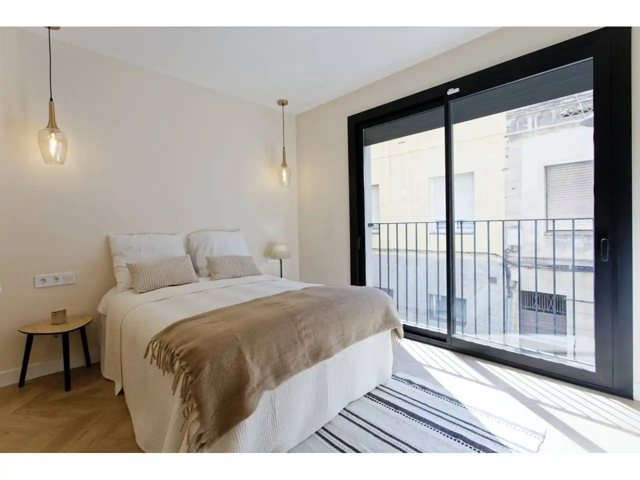 Dormitori de Apartament en venda en Barcelona amb Aire condicionat, Calefacció i Parquet
