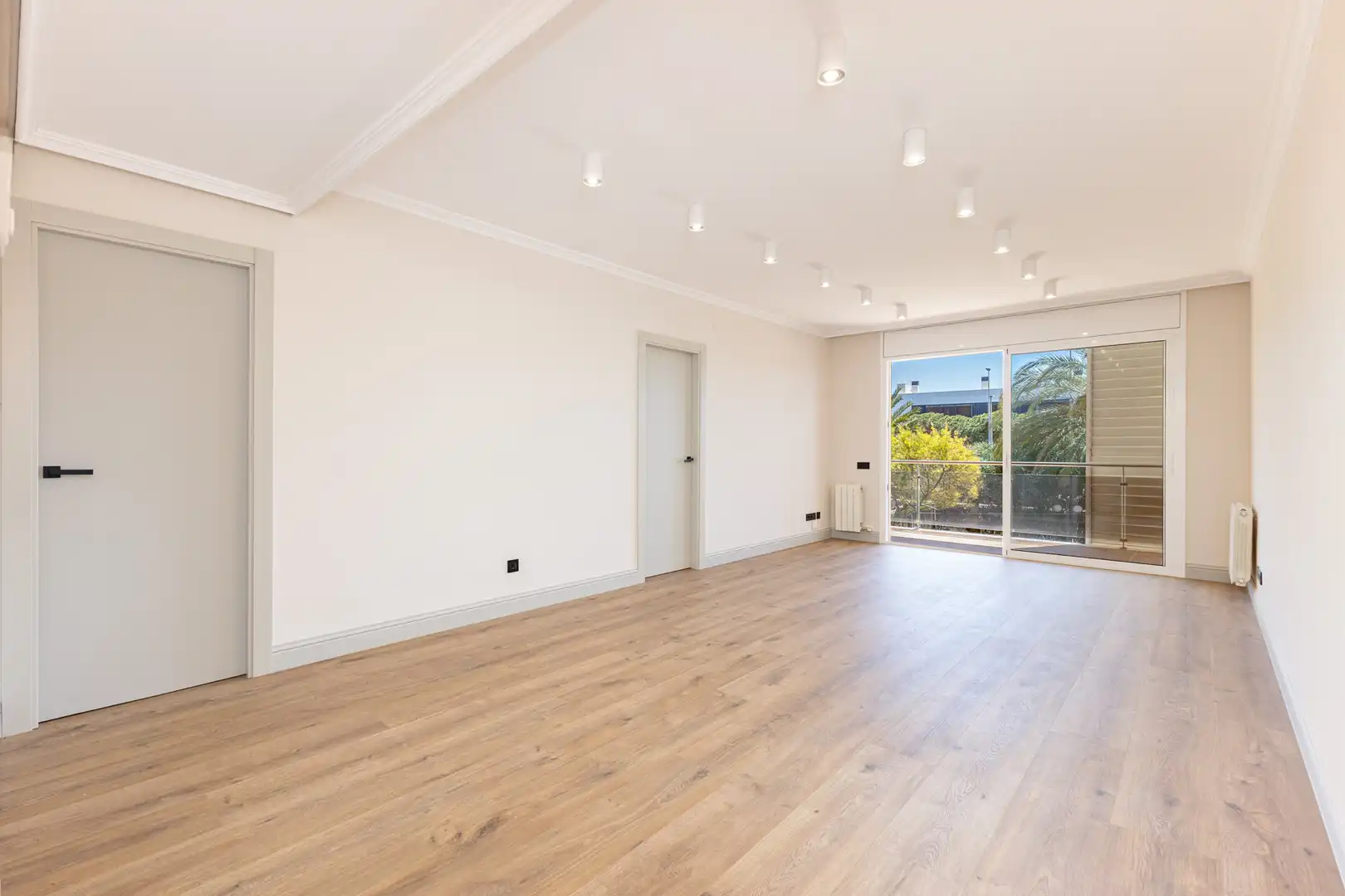 Living room of Flat for sale in Gavà  with Air Conditioner, Heating and Parquet flooring