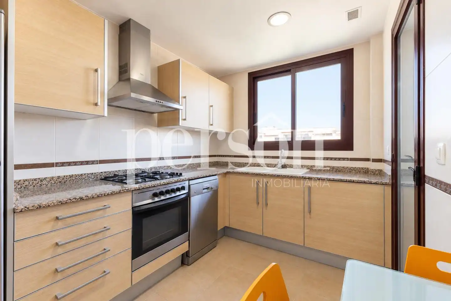 Küche von Maisonette zur Miete in Manises mit Klimaanlage, Terrasse und Möbliert