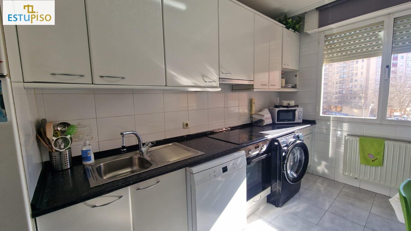 Kitchen of Flat for sale in Vitoria - Gasteiz  with Heating, Private garden and Parquet flooring