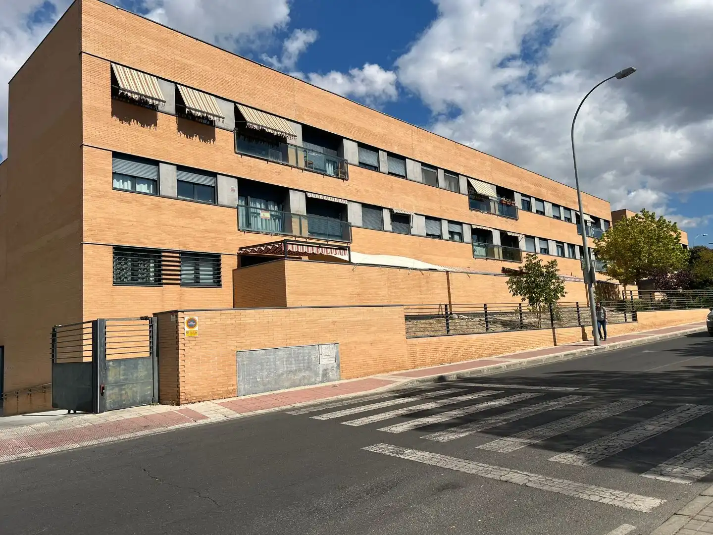 Vista exterior de Garatge de lloguer en Collado Villalba