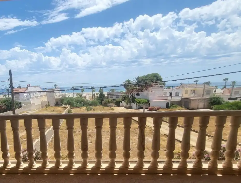 Vista exterior de Casa o xalet en venda en Vera amb Terrassa i Traster