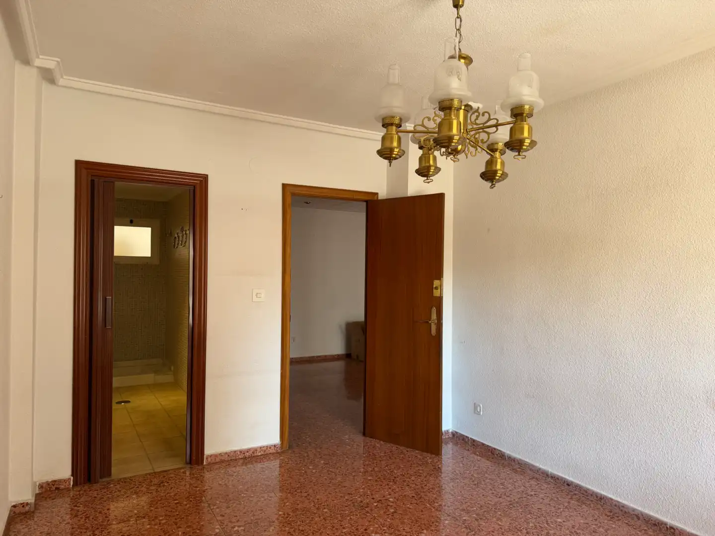 Wohnung zum Verkauf in Elda mit Balkon