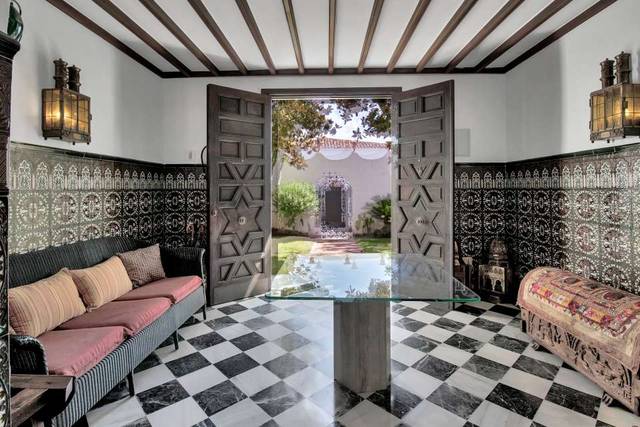 Casa-chalet en Venta en Huerta Belón - Calvario