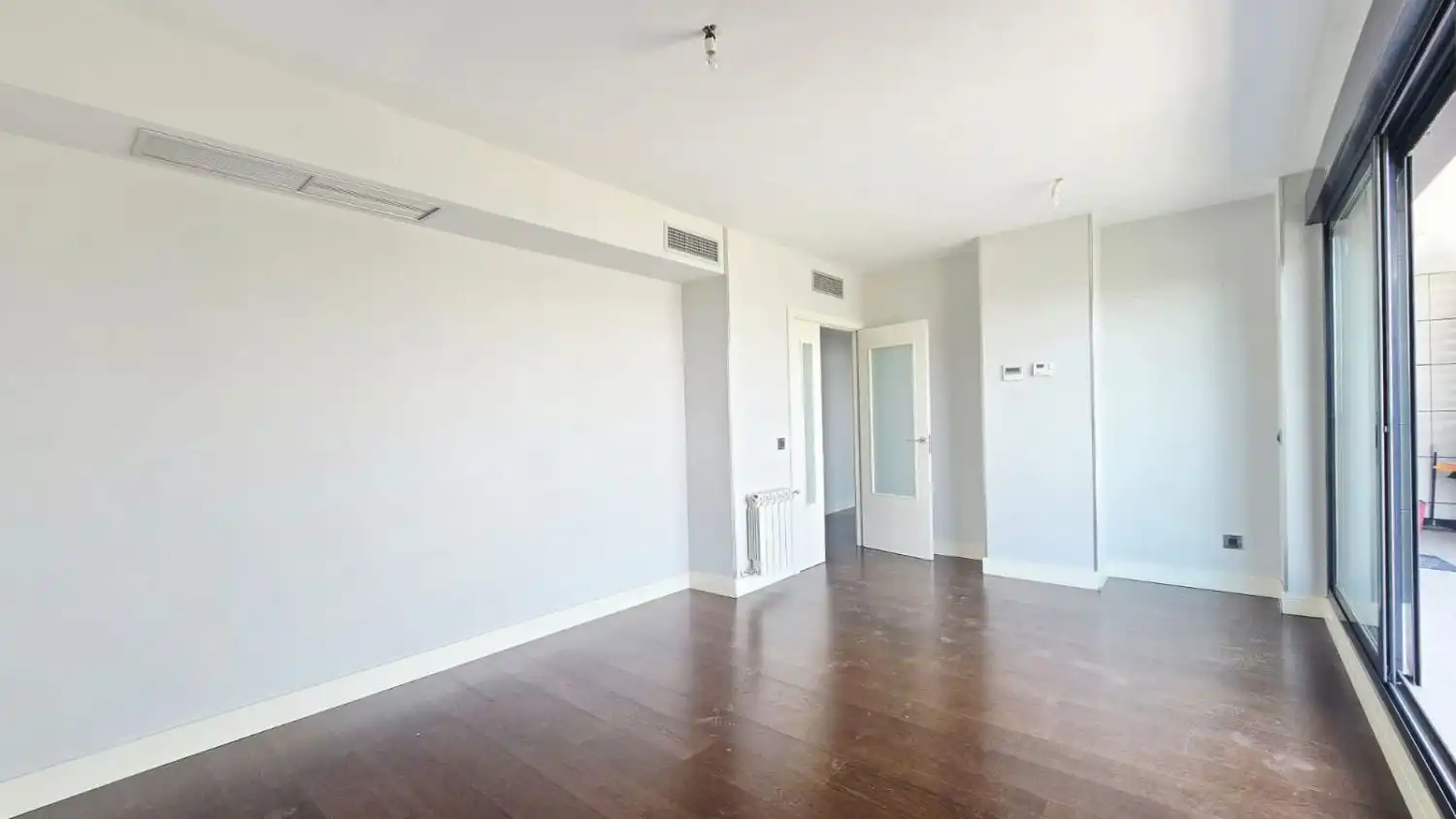 Sala de estar de Ático de alquiler en Madrid con Aire acondicionado, Calefacción y Terraza