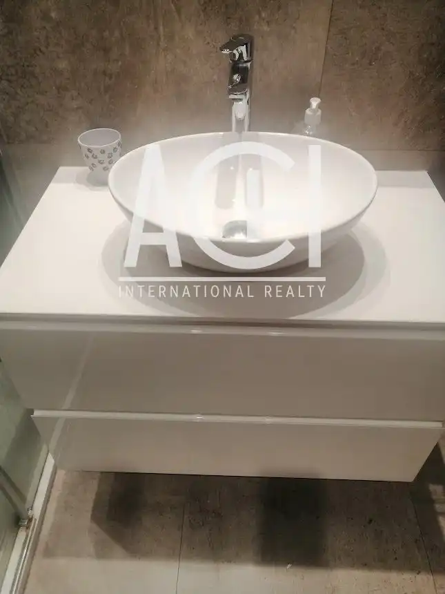 Flat for rent in CALLE JULIO URQUIJO, San Pedro de Deusto - La Ribera
