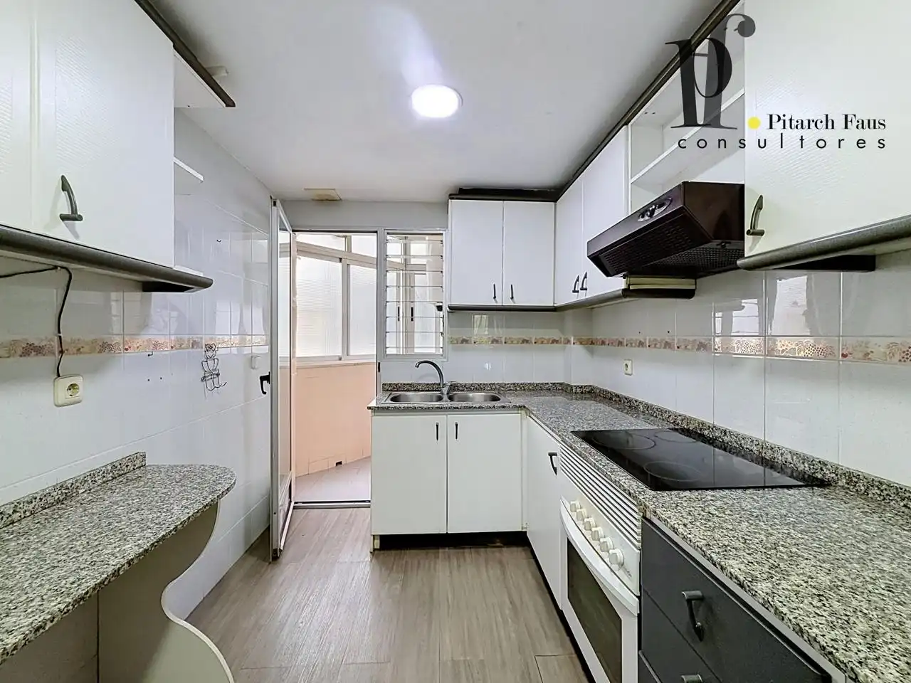 Kitchen of Flat for rent in Aldaia, Valencia