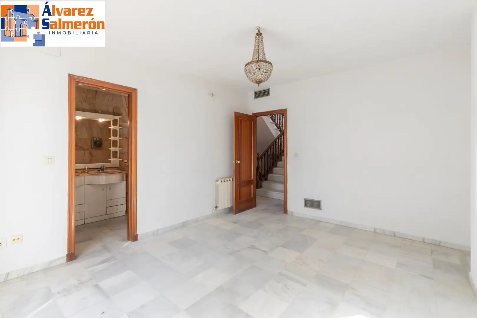 Detached homes for sale in Granada  with Heating, Terrace and Storage room