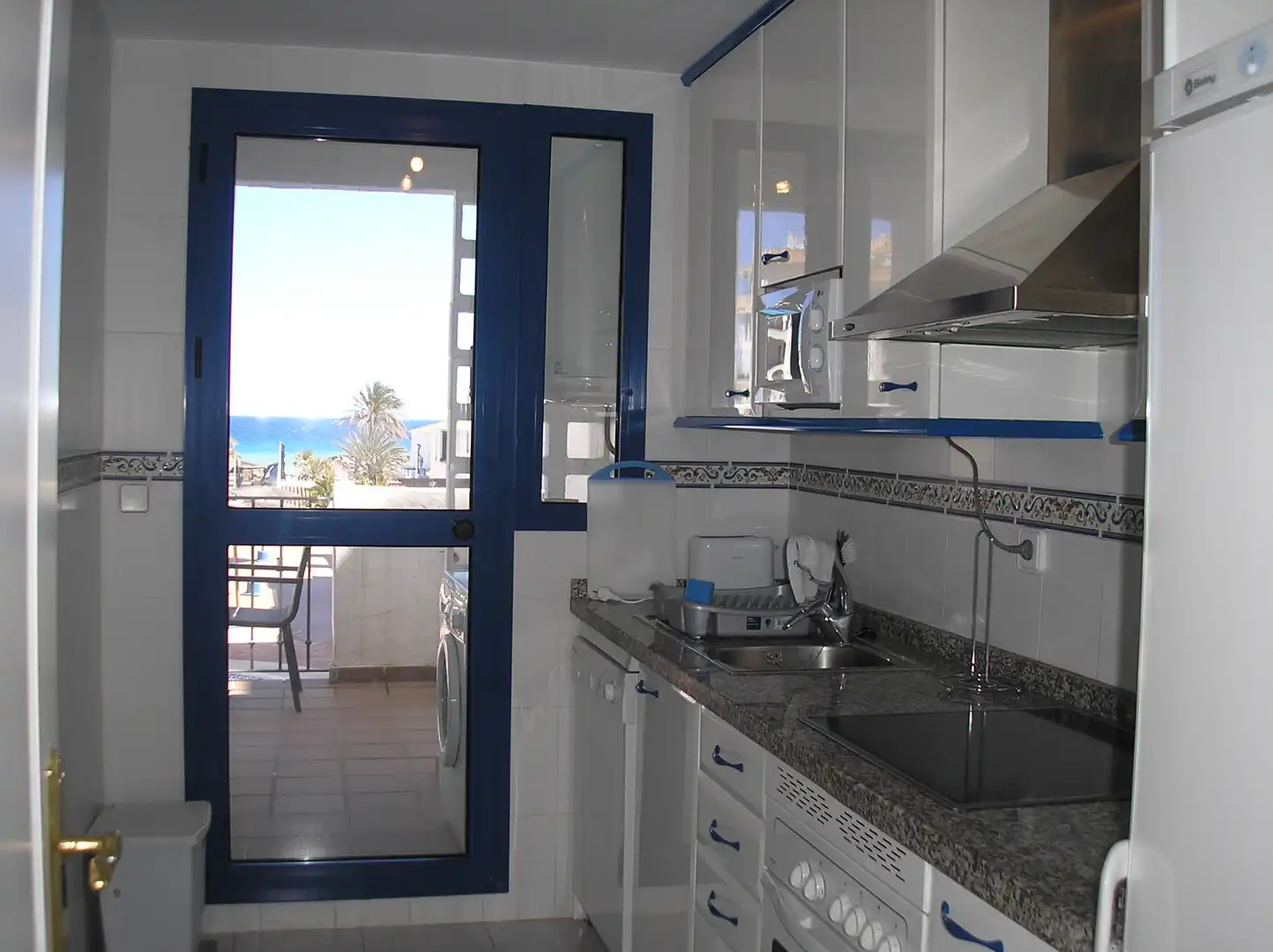 Kitchen of Flat for sale in Manilva  with Air Conditioner, Terrace and Storage room