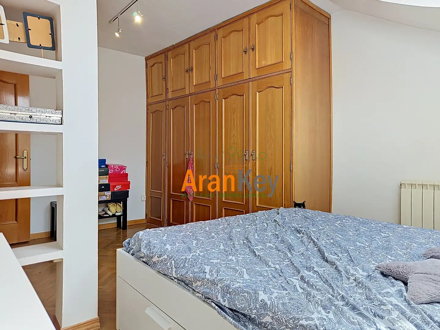 Bedroom of Flat for sale in Aranjuez  with Air Conditioner, Heating and Storage room