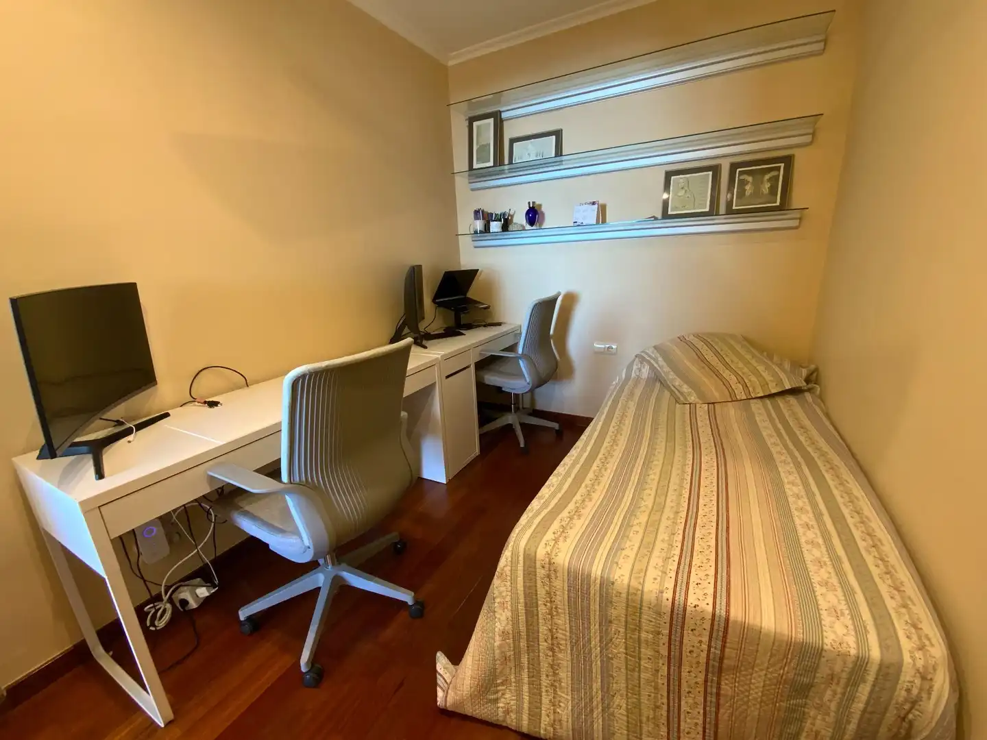 Bedroom of Flat for sale in Sant Vicenç de Montalt  with Air Conditioner, Heating and Storage room