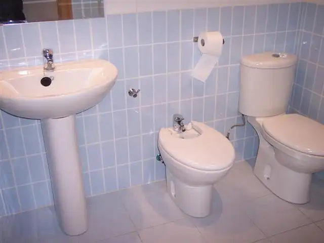 Bathroom of Flat for sale in Almansa  with Heating and Balcony