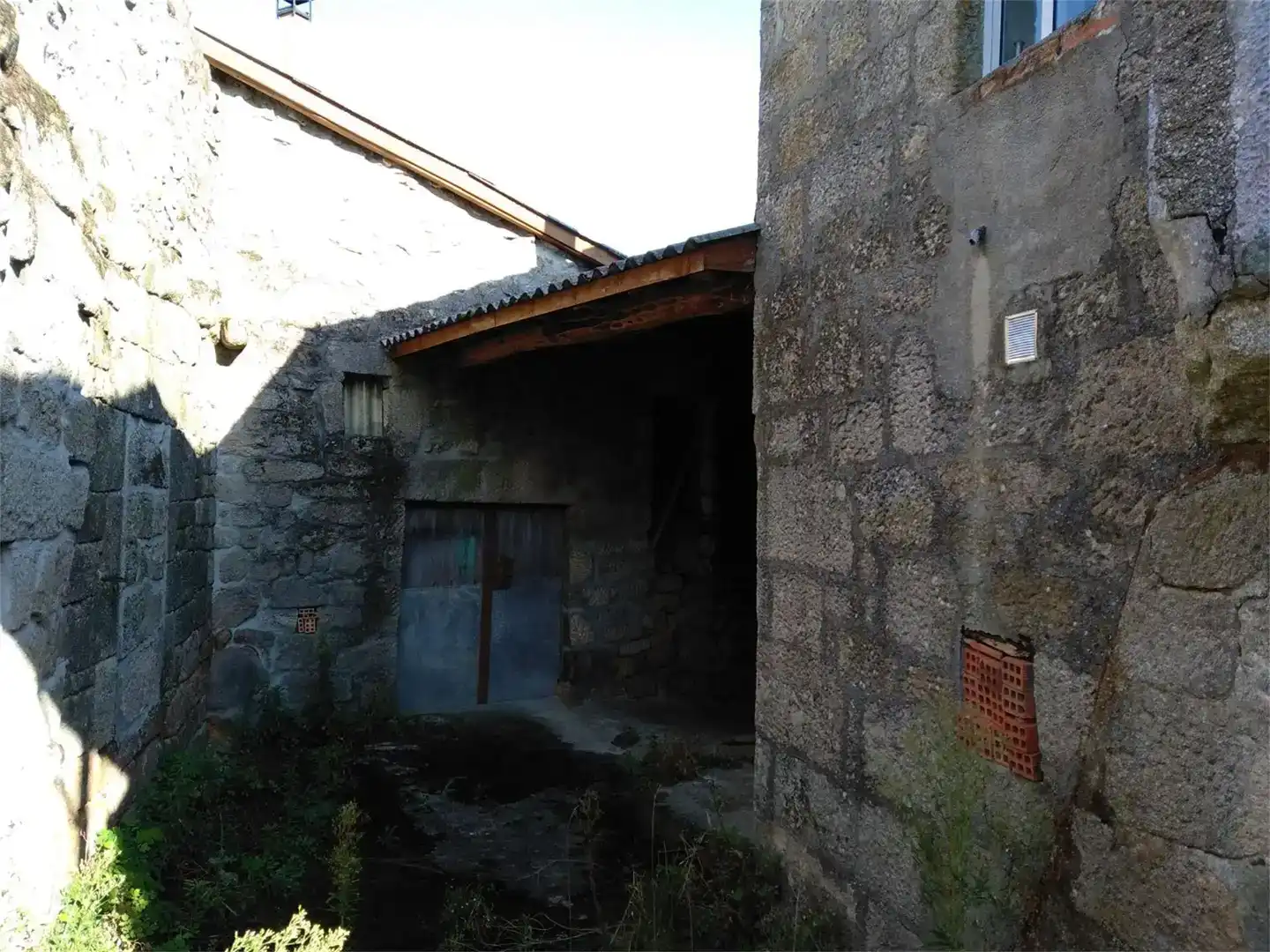 Vista exterior de Casa o chalet en venta en Nogueira de Ramuín