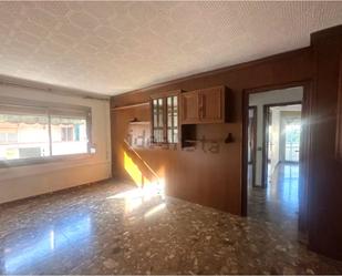 Exterior view of Flat for sale in L'Hospitalet de Llobregat  with Balcony