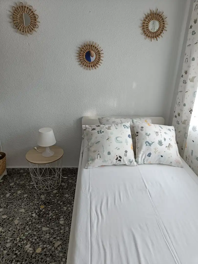 Habitación de Casa o chalet en venta en Torrent con Aire acondicionado, Jardín privado y Terraza