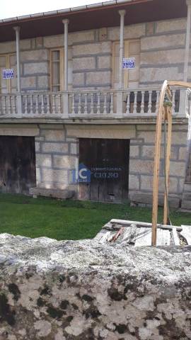 Casa-chalet en Venta en O Pereiro de Aguiar