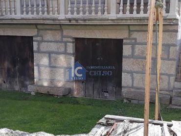 Casa amb jardí en venda a O Pereiro de Aguiar