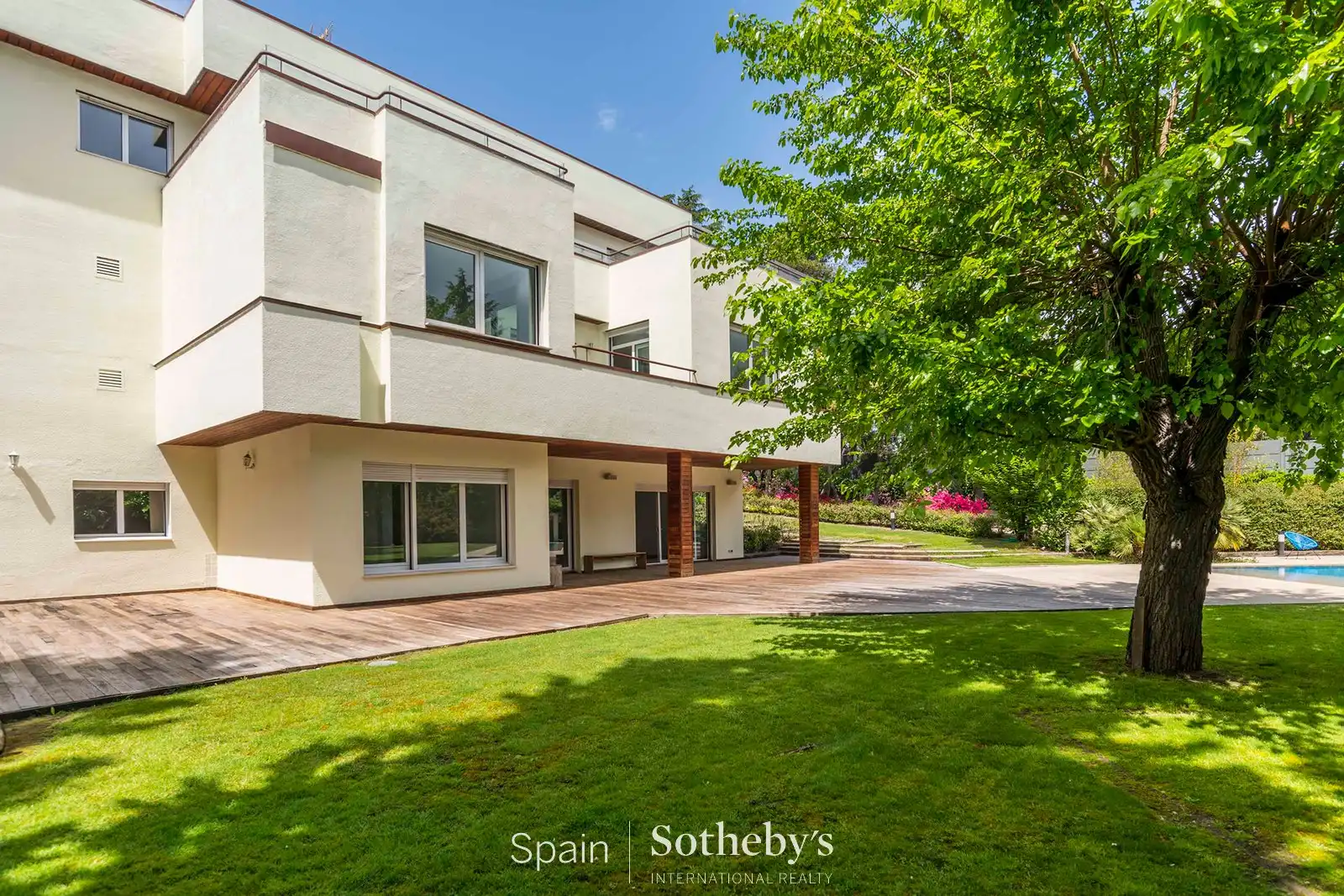 Vista exterior de Casa o xalet de lloguer en Madrid amb Aire condicionat, Calefacció i Terrassa