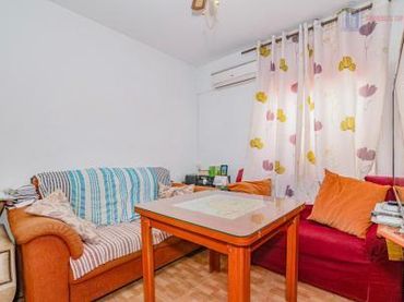 Piso con balcón en venta en Pintor Lopez Mezquita