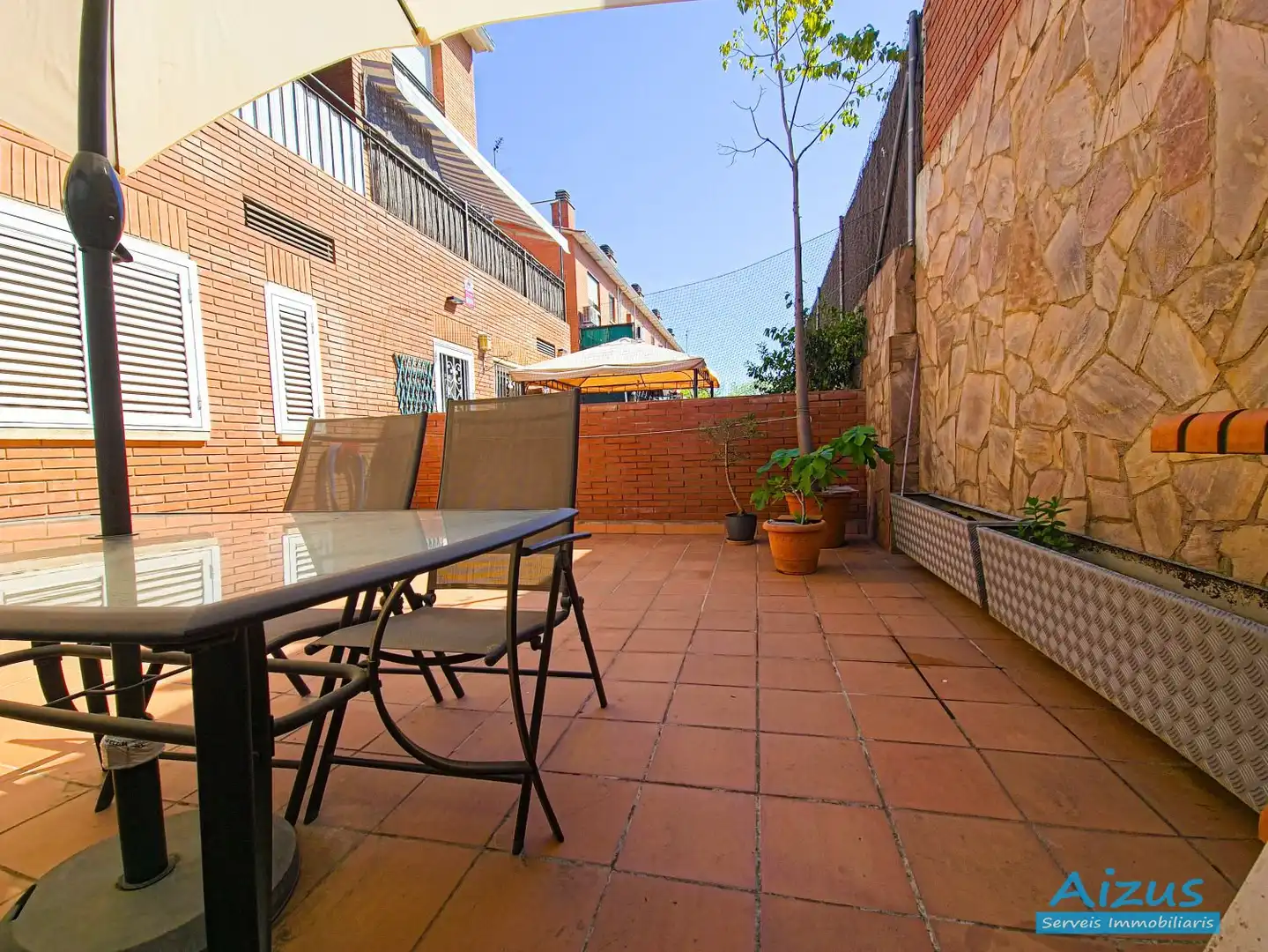 Terraza de Casa adosada en venta en Santa Perpètua de Mogoda con Aire acondicionado, Calefacción y Terraza