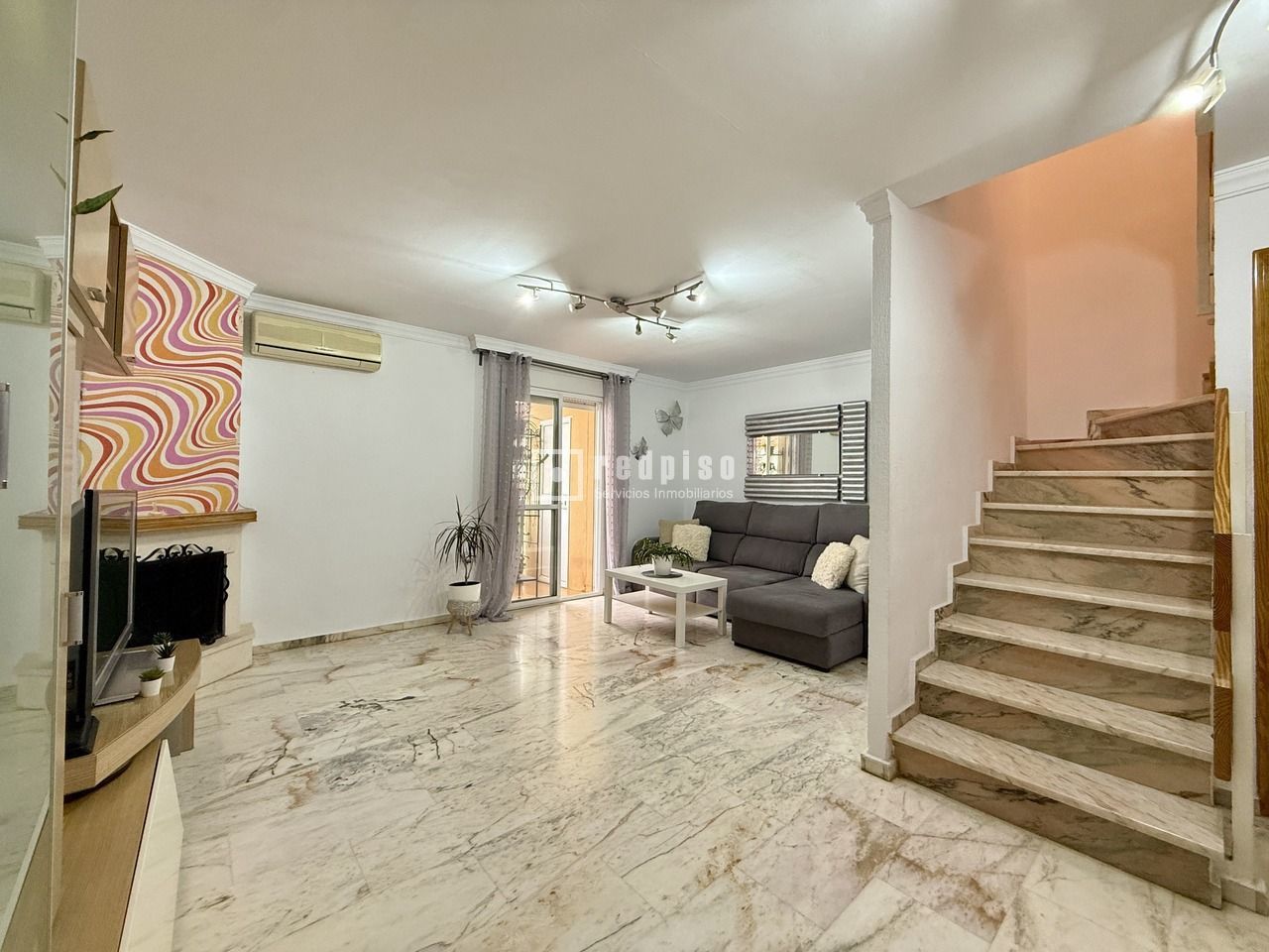 Exterior view of Duplex for sale in Alhaurín de la Torre  with Terrace, Storage room and Swimming Pool