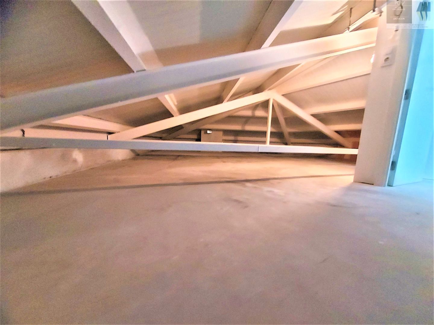 Box room to rent in A Coruña Capital 