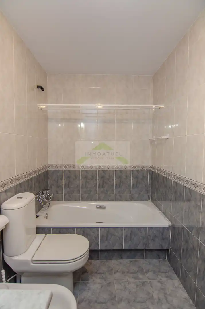 Baño de Piso en venta en A Coruña Capital  con Calefacción, Parquet y Trastero