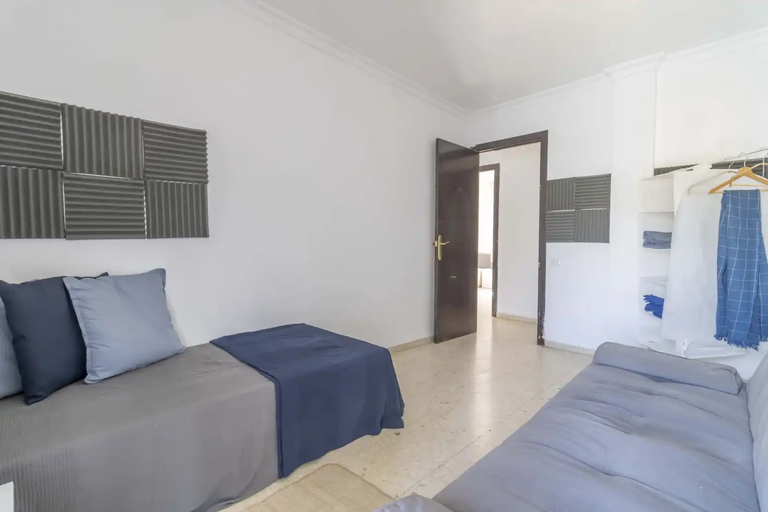Dormitori de Pis en venda en Alcalá de Guadaira amb Aire condicionat, Jardí privat i Terrassa