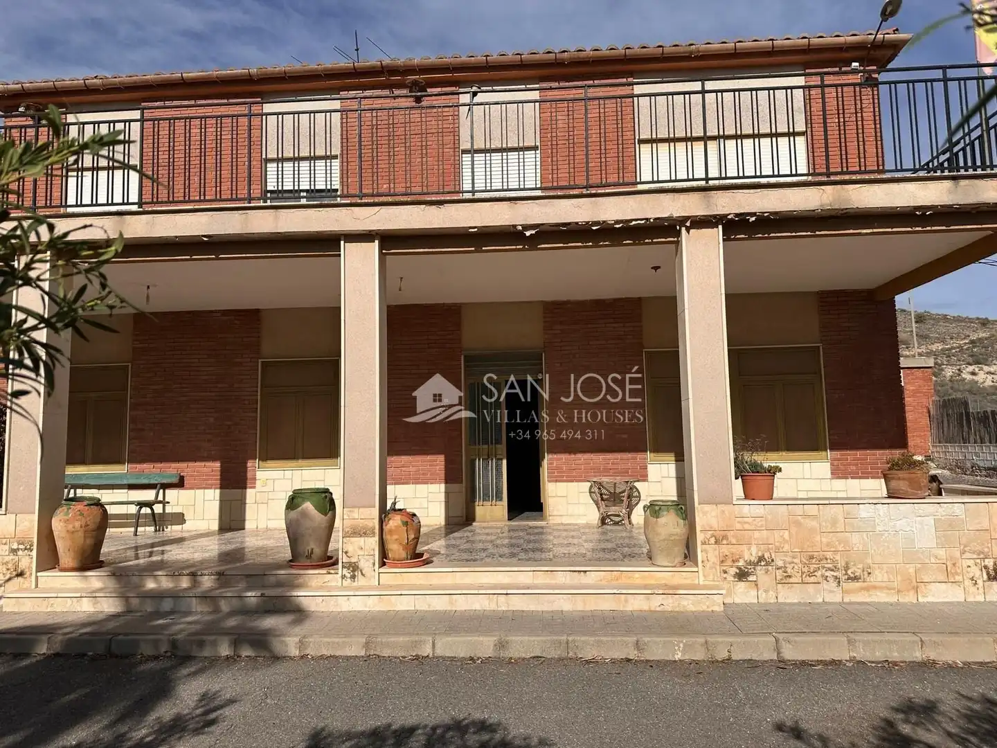 Detached house with pool for sale in Aspe Centro, imagen 2