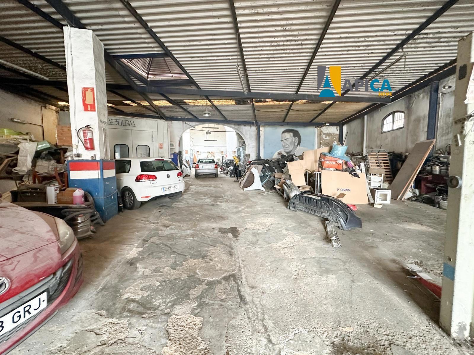 Aparcament de Nau industrial en venda en Jerez de la Frontera