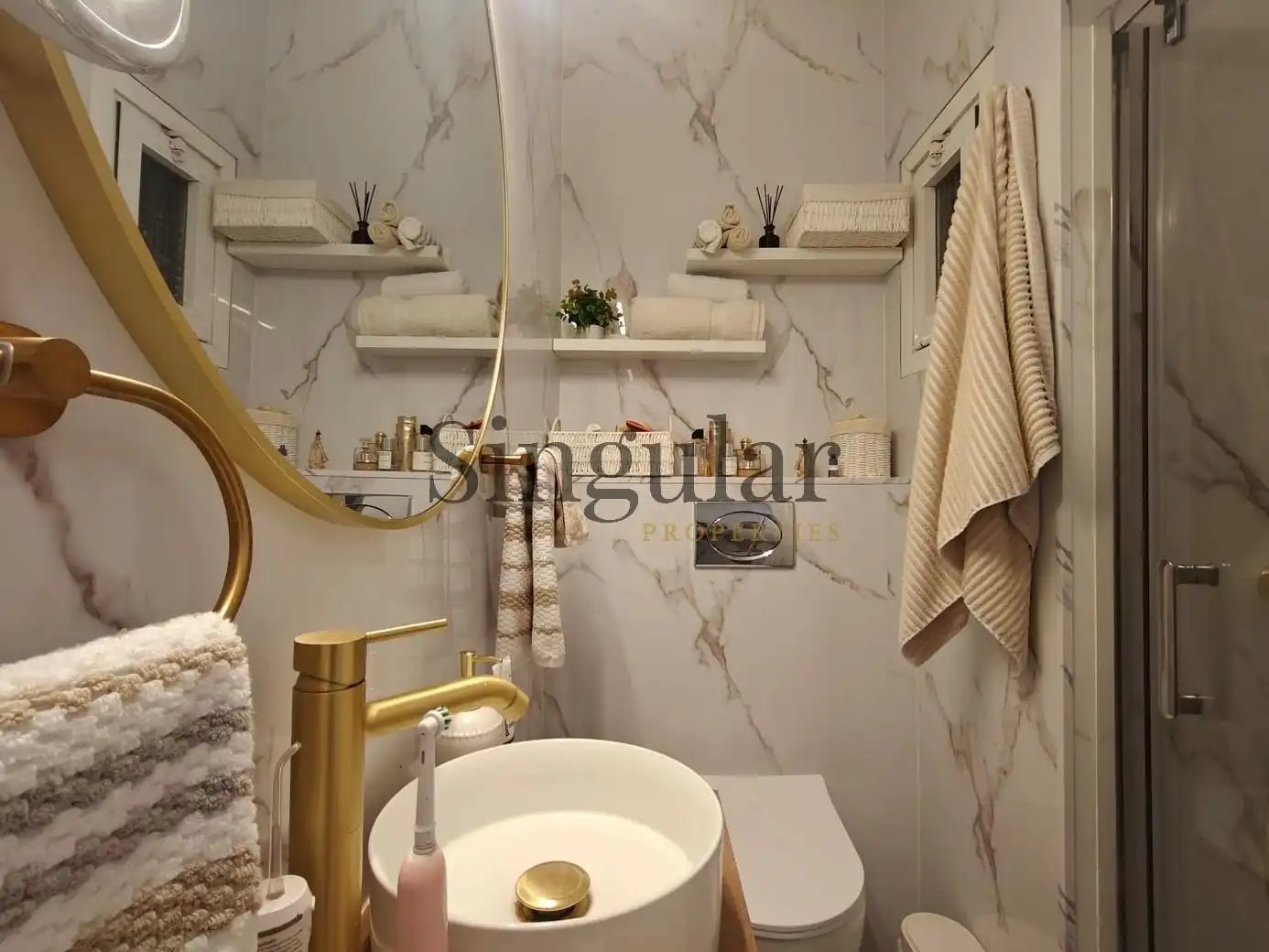 Baño de Piso en venta en Barcelona con Aire acondicionado, Calefacción y Amueblado