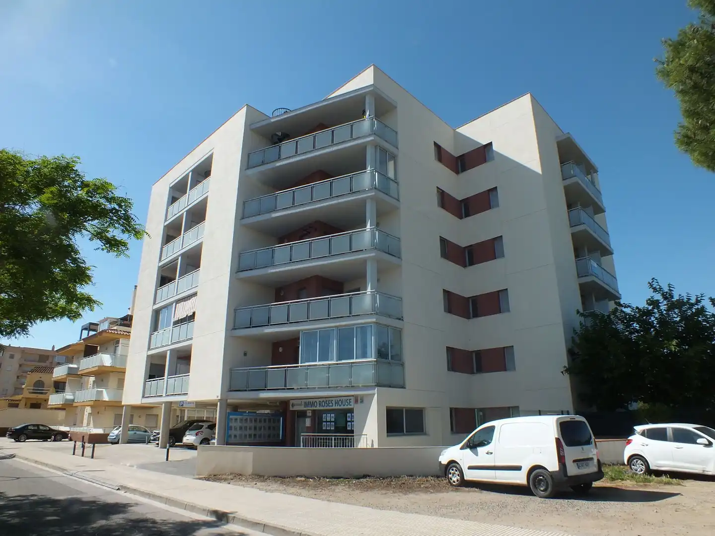 Vista exterior de Apartamento en venta en Roses con Aire acondicionado, Calefacción y Terraza