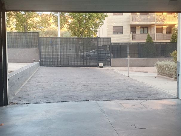 Parking of Garage to rent in  Toledo Capital