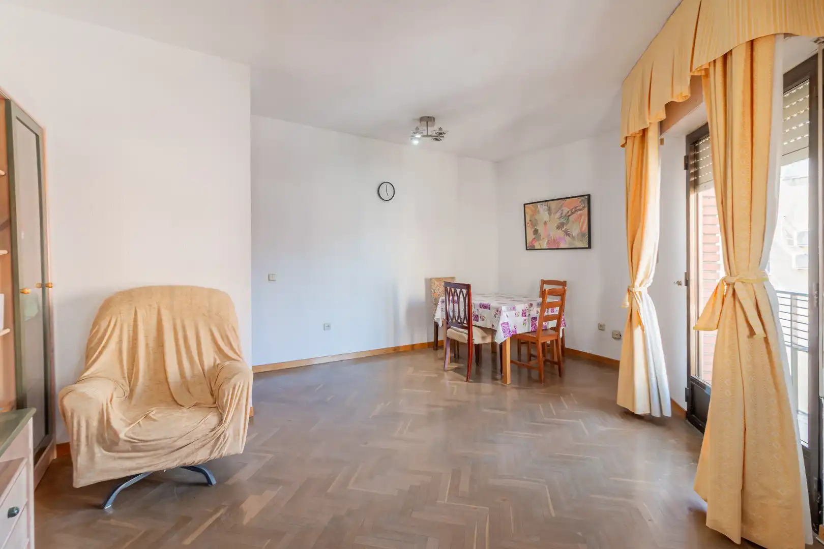 Wohnzimmer von Wohnung zum Verkauf in Madrid mit Heizung und Terrasse