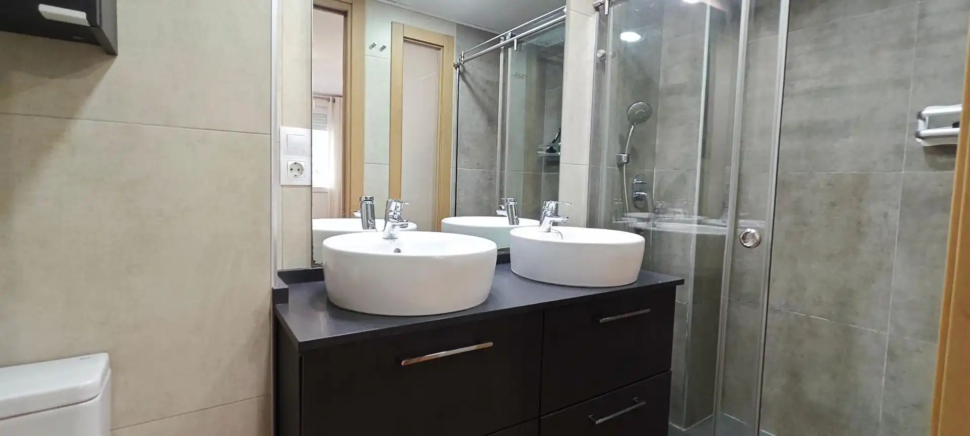 Bathroom of Apartments for sale in Alicante / Alacant  with Air Conditioner, Private garden and Storage room